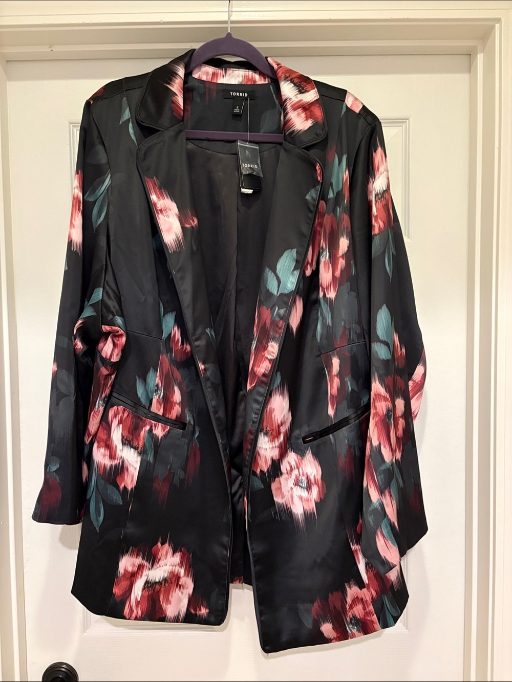 NWT Torrid Black Satin Blazer with Pink Floral Print Size 5/5X
